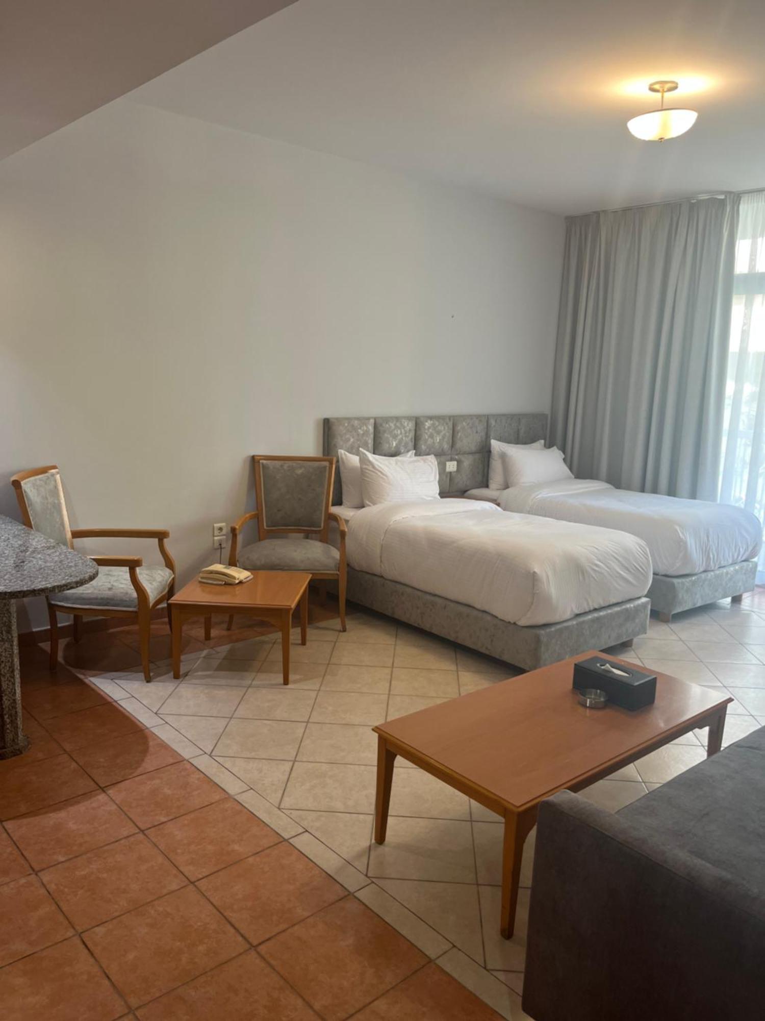 El Sheikh Suites Hotel Beirut Eksteriør bilde